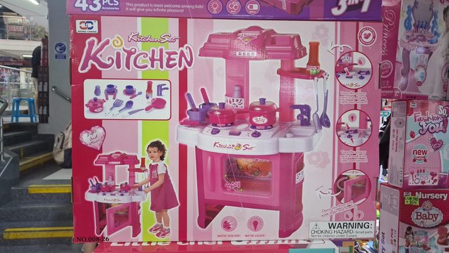 COCINA EN CAJA PARA NIÑAS